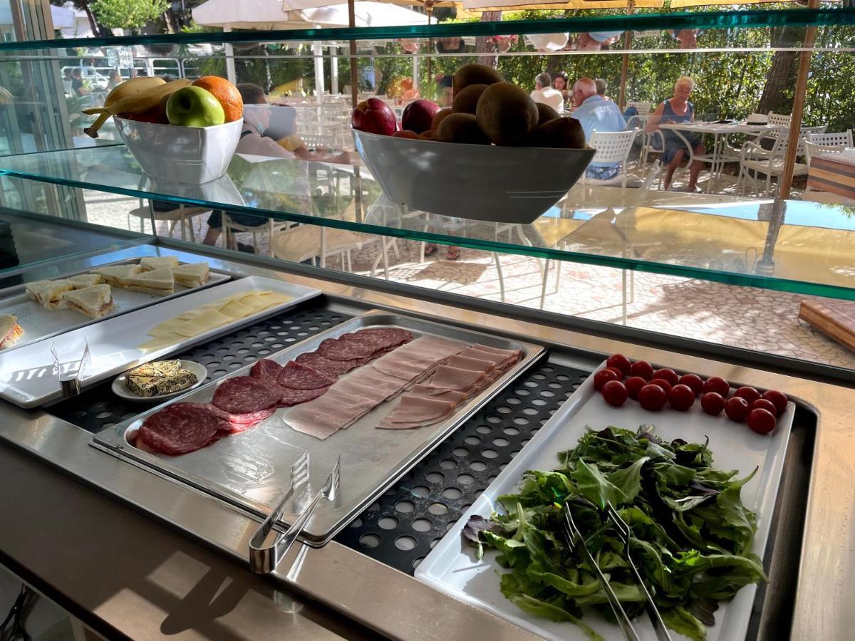 Hotel Franca Milano Marittima Exterior foto
